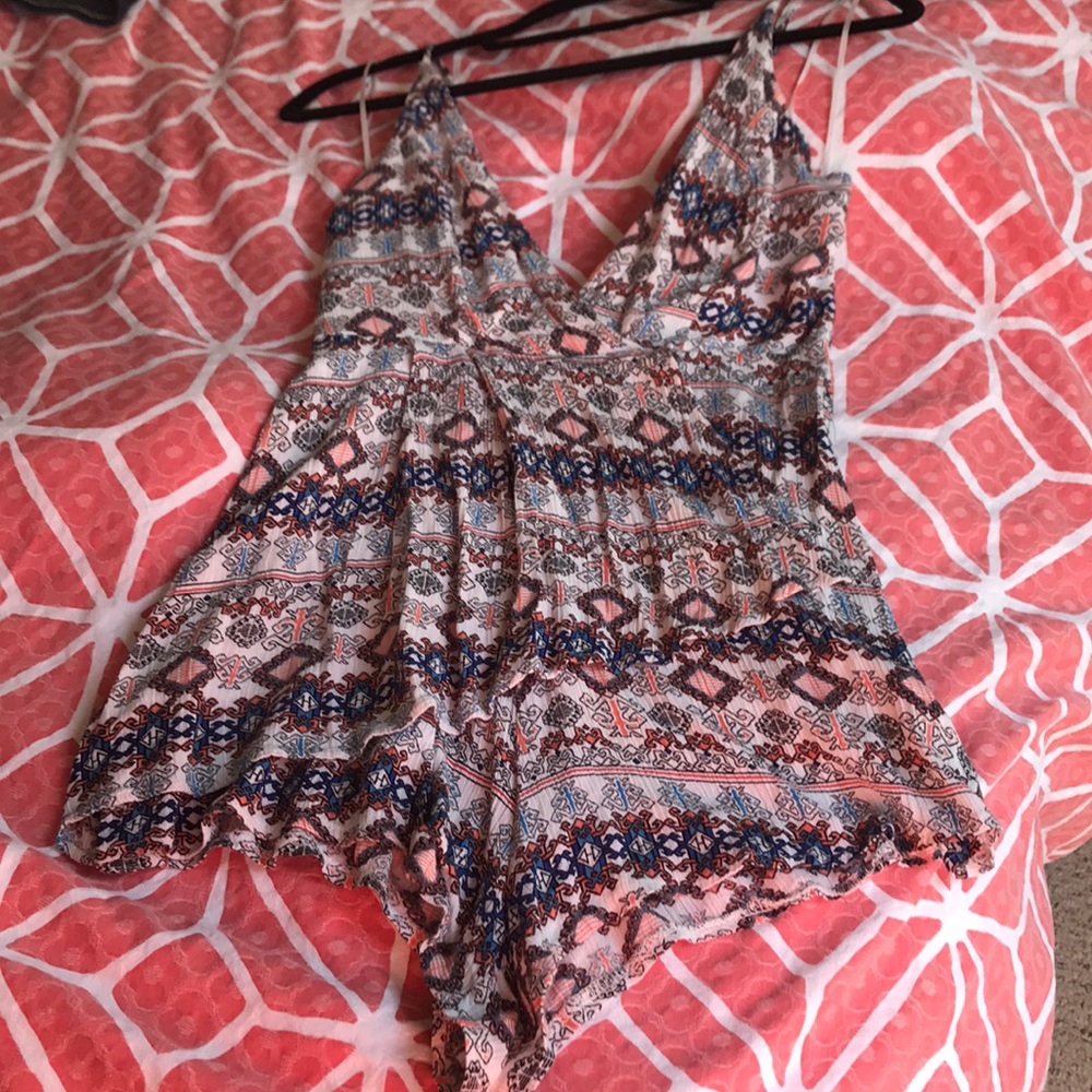 Patterned Romper - image 3